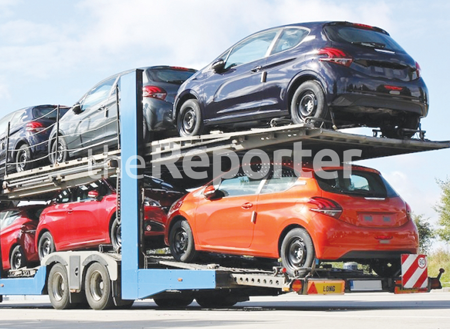 Govt, car dealers on collision course