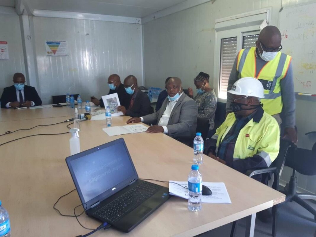 Minister visits Ha Tikoe Industrial Estate