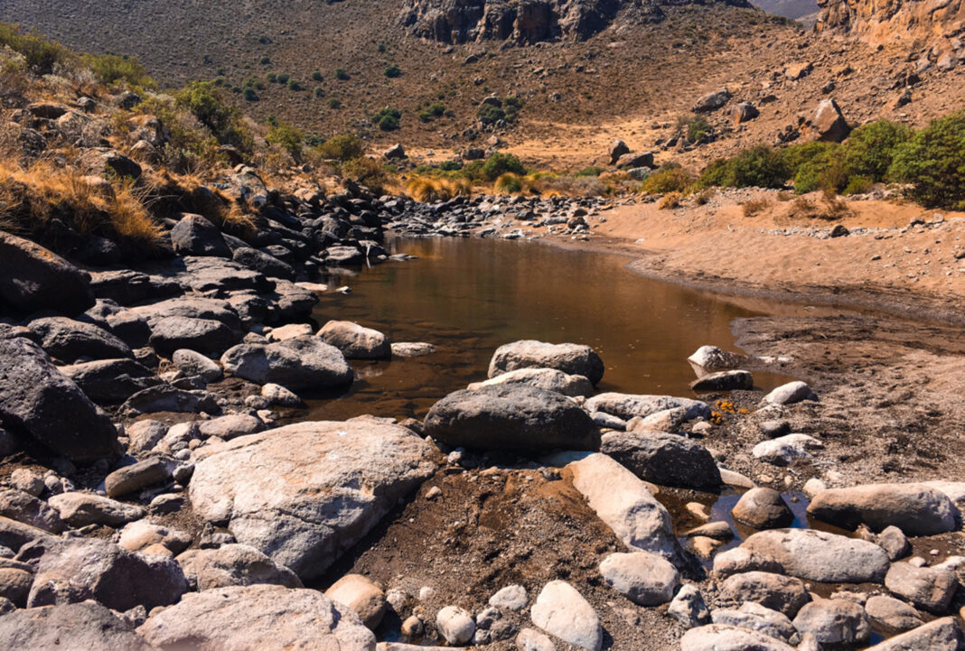 Community slams water project