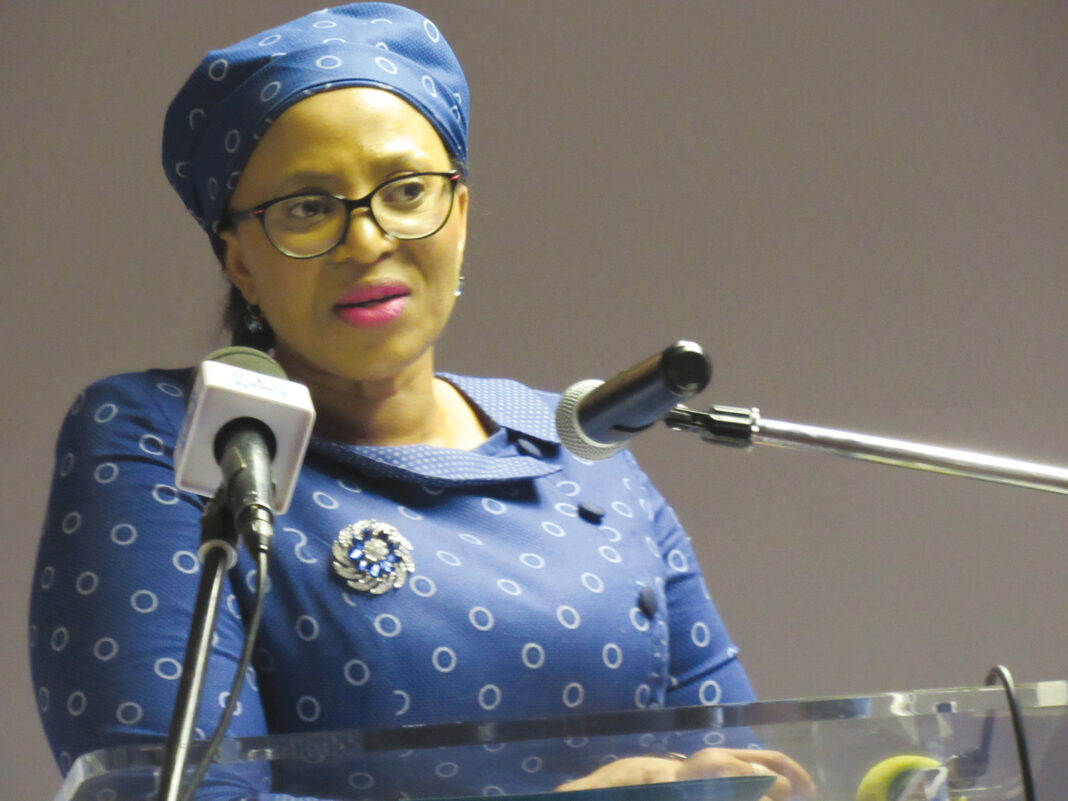 Global growth remains weak – CBL