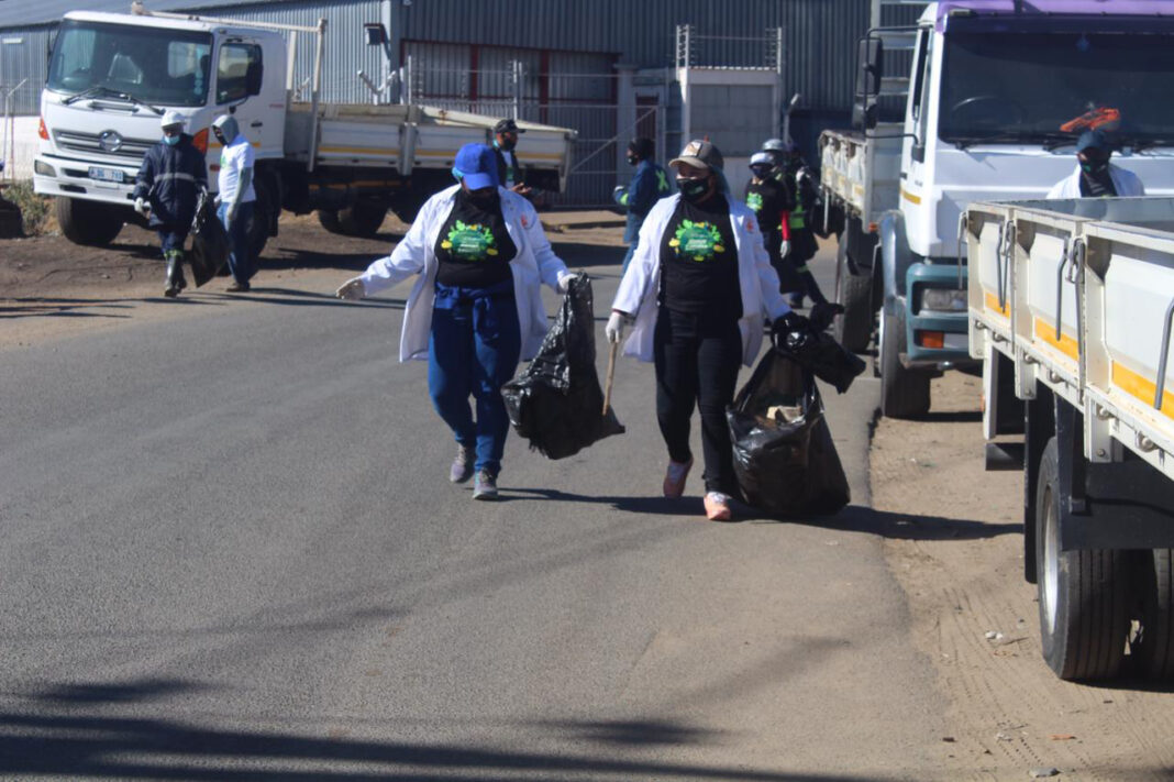 Companies celebrate Environment Day