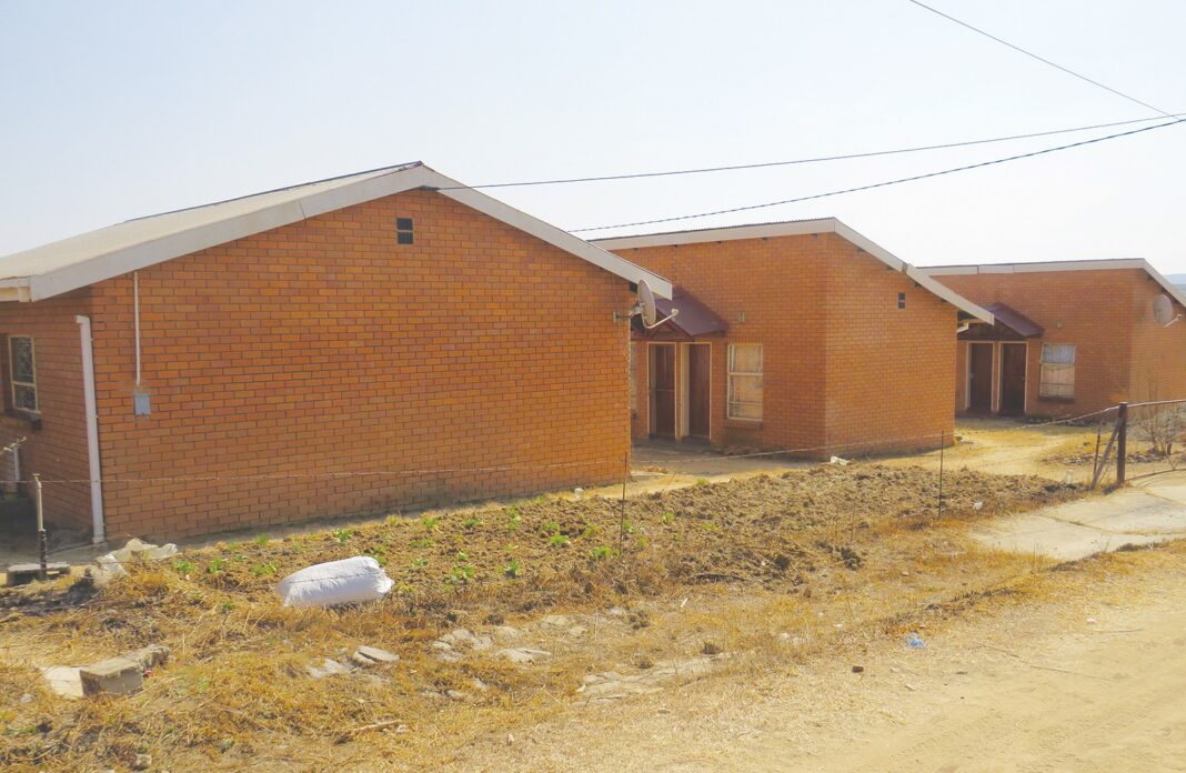 Residents lament poor housing