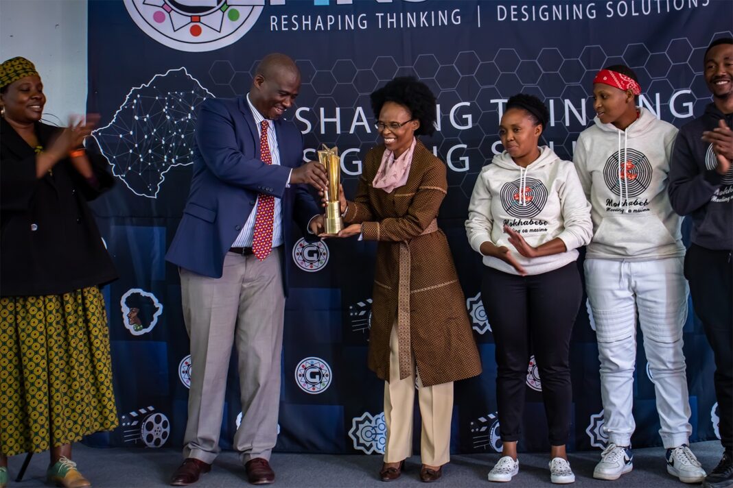 Gem Institute receives award