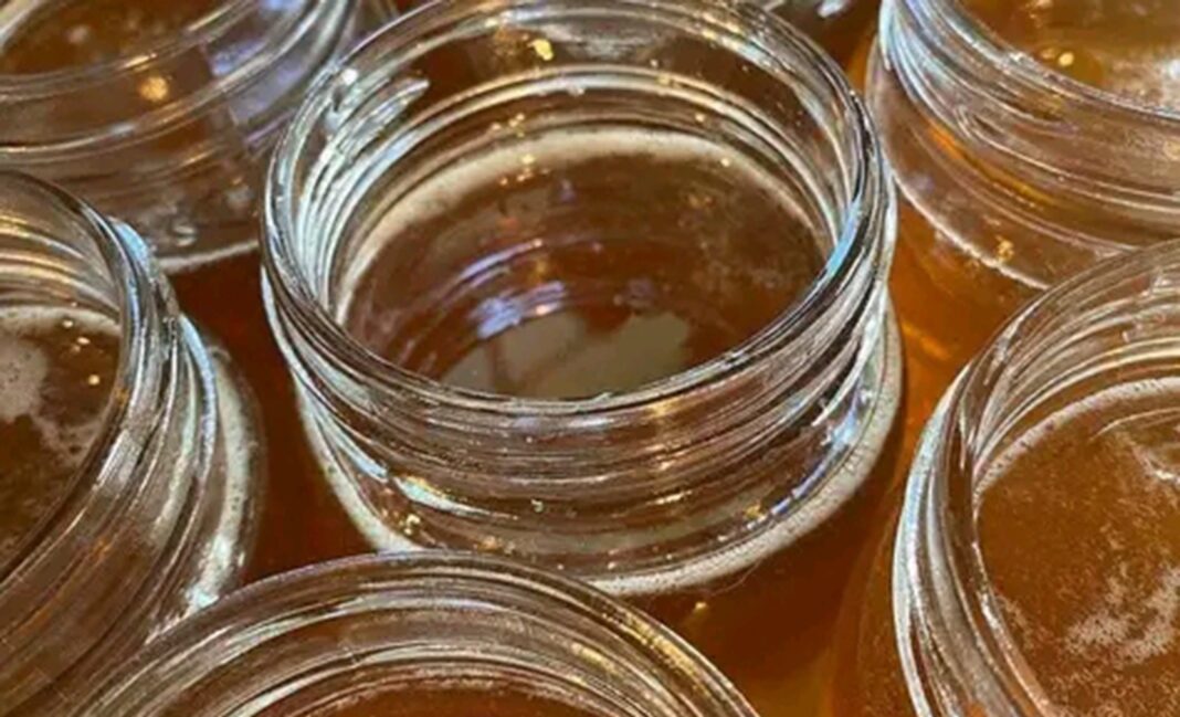 Monyane’s organic honey turns heads