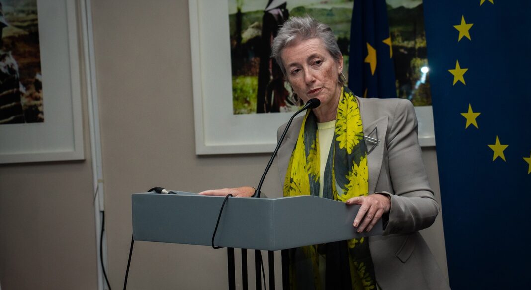 EU hosts youth photo competition