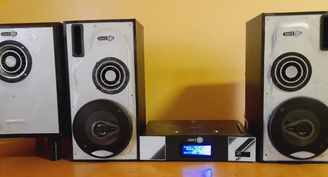 Fokothi graduate creates smart Hi-Fi