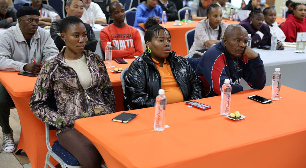 RSL, textile sector join forces