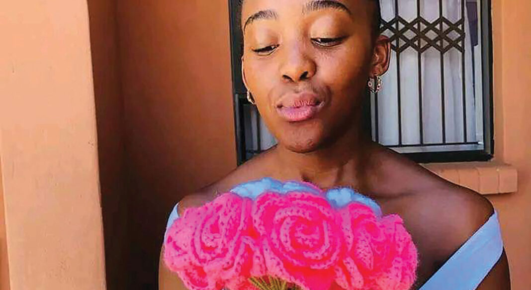 Mangau’s crocheted blooms touch emotions