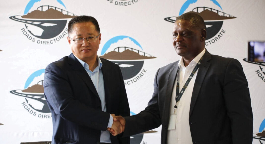 Govt signs M1.4bn Qacha’s Nek road project